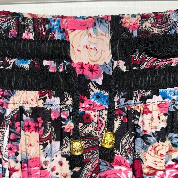 Floral Wide Leg Pants - Picture 6 of 6